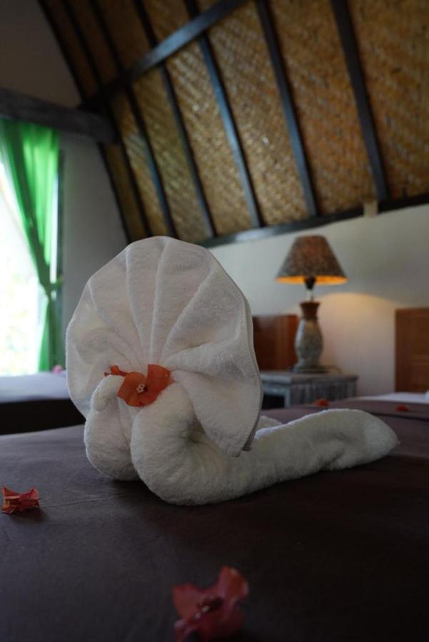 Copacabana Gili Air Hotel Mataram Bagian luar foto
